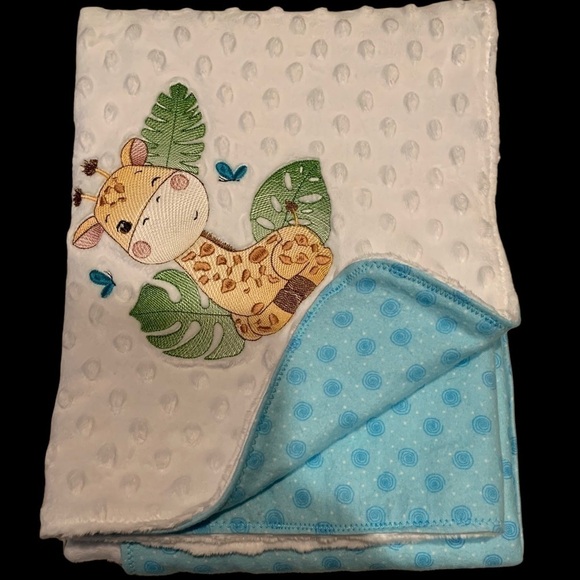 ADORABLE💙🦒BRAND NEW💙🦒handmade baby blanket - Picture 4 of 4
